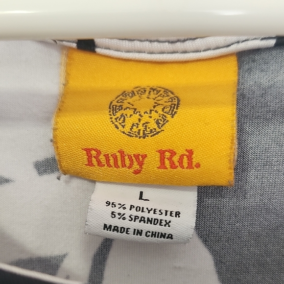 Ruby Rd. Monochrome Leaf Pattern Dress - Picture 2 of 3